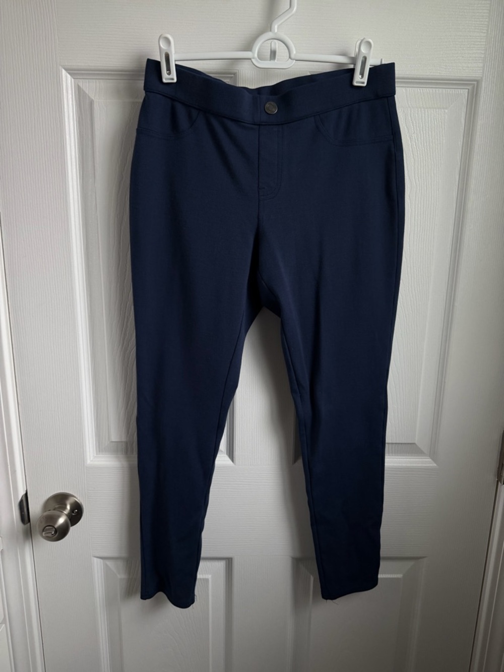 Intro Love the Fit Navy Stretch Petite Pants